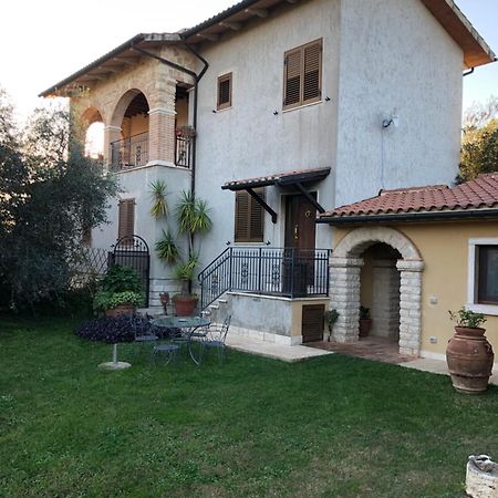 Agriturismo La Canonica 曼恰诺 外观 照片